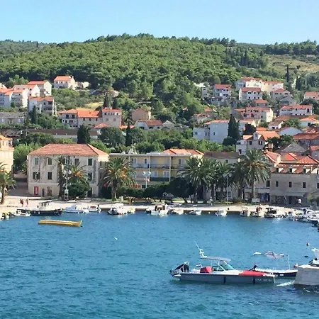 Apartman Sophos Supetar