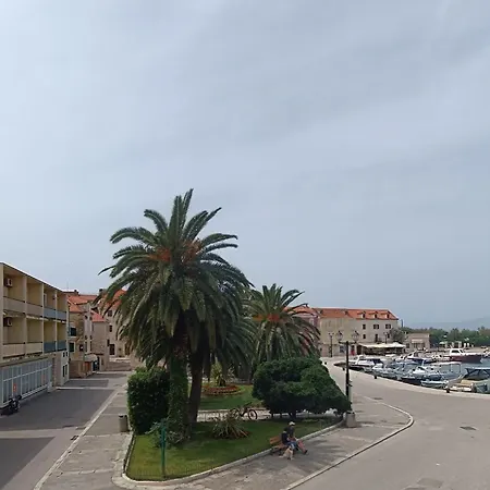 Apartment Sophos Supetar